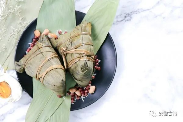 端午節(jié)的由來 端午節(jié)的由來